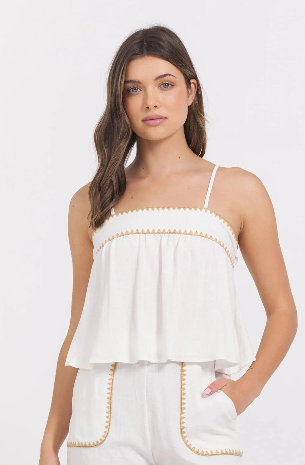 WHITE FLOWY SET