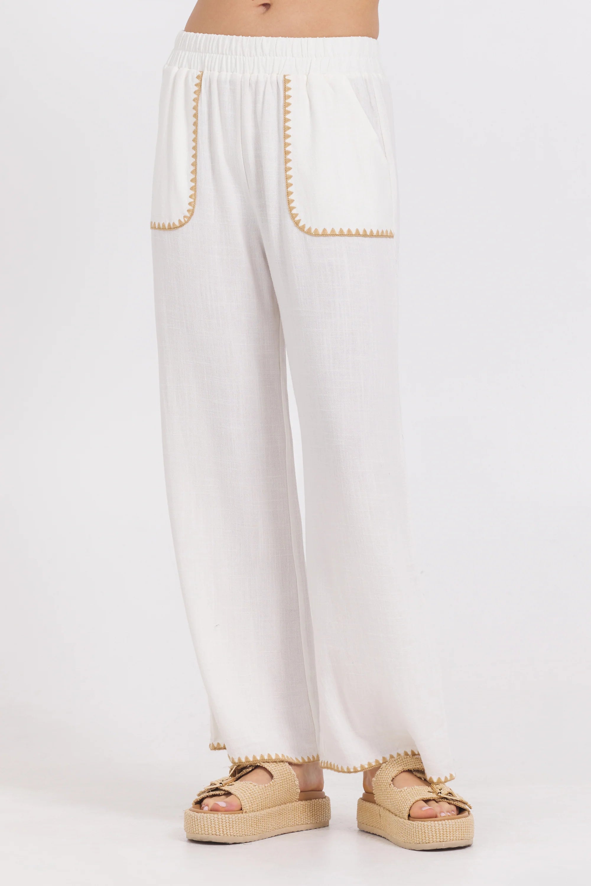 WHITE FLOWY SET
