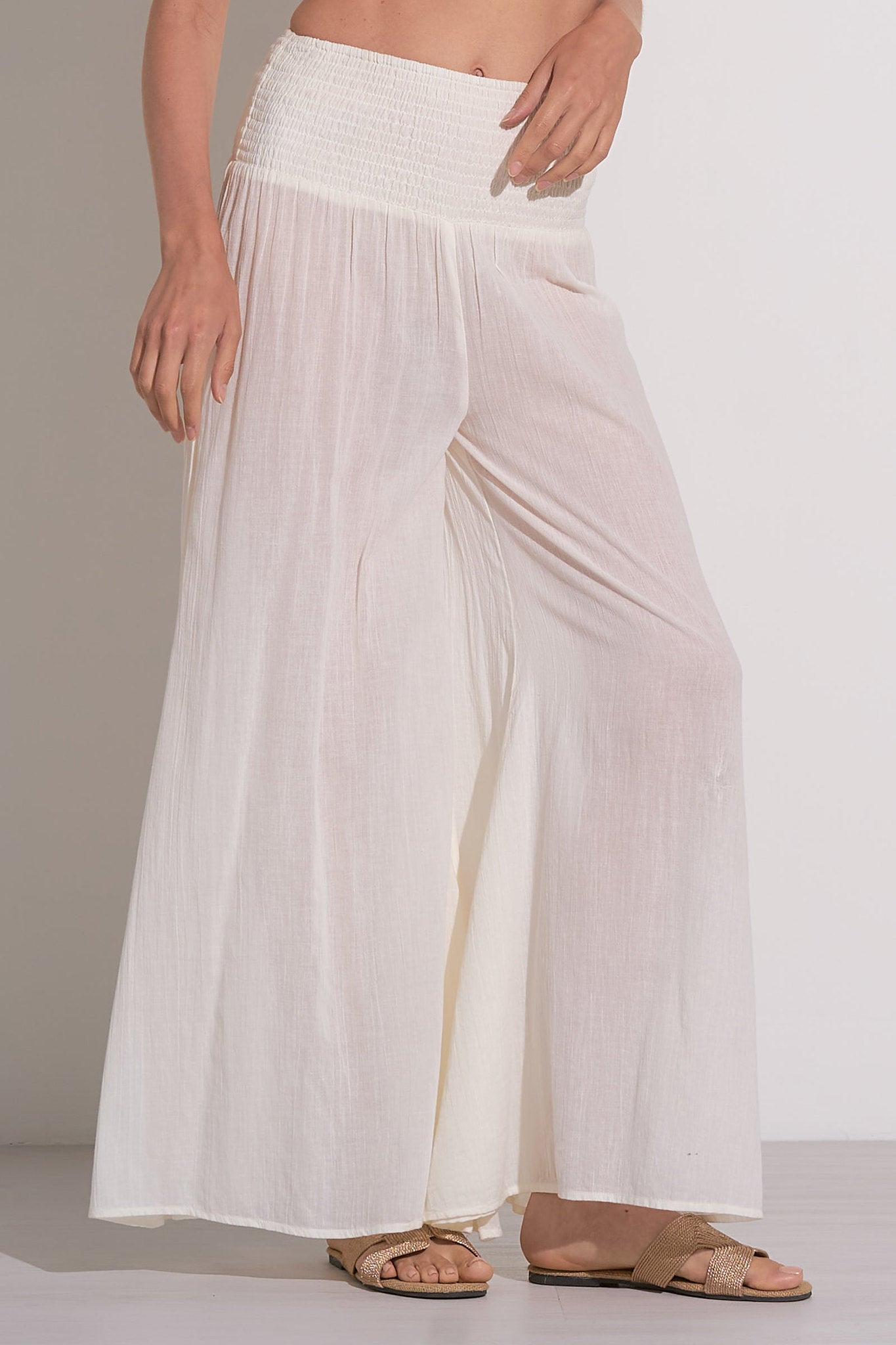 WHITE PANTS