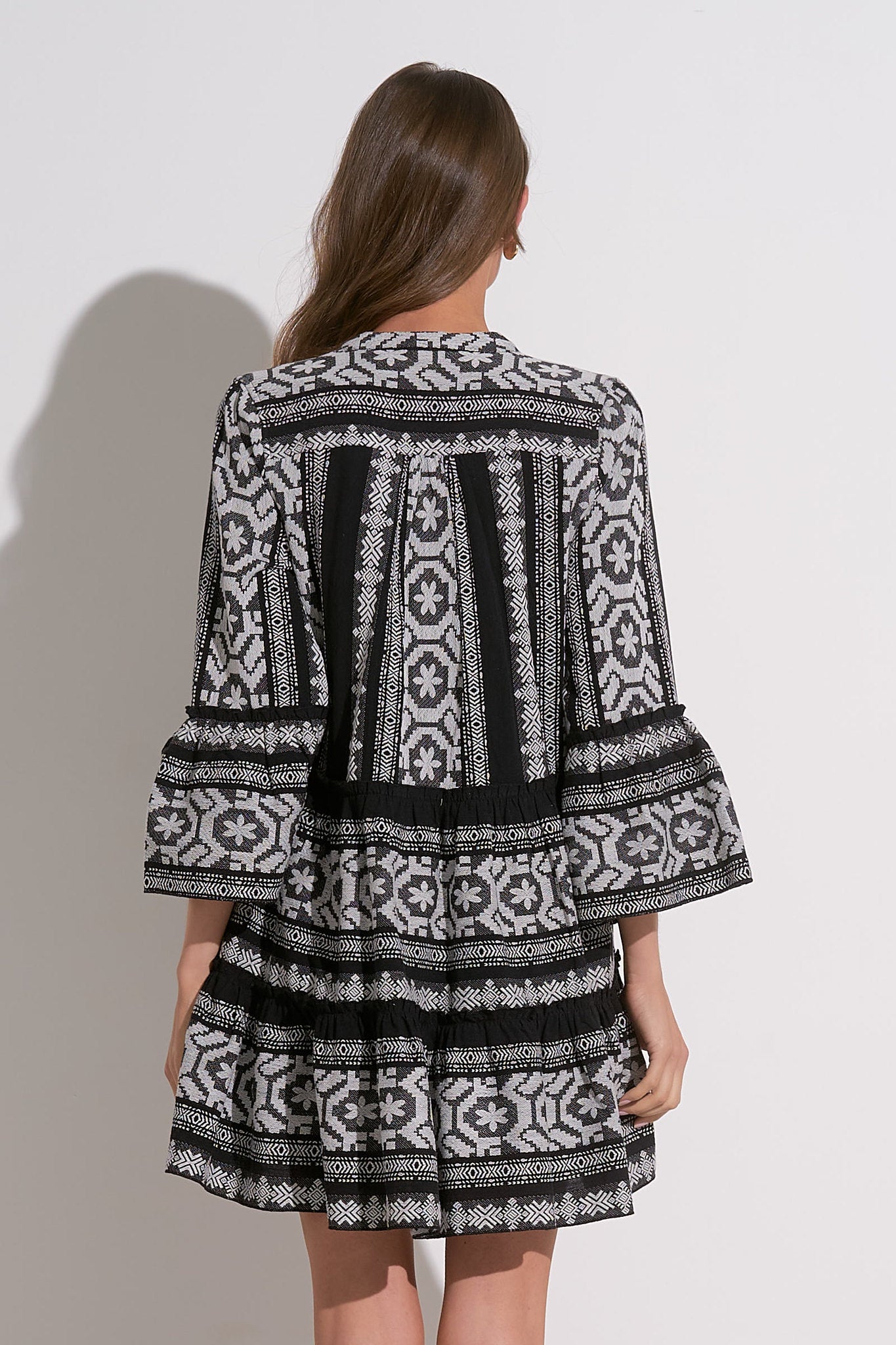 BLACK AND WHITE DRESS