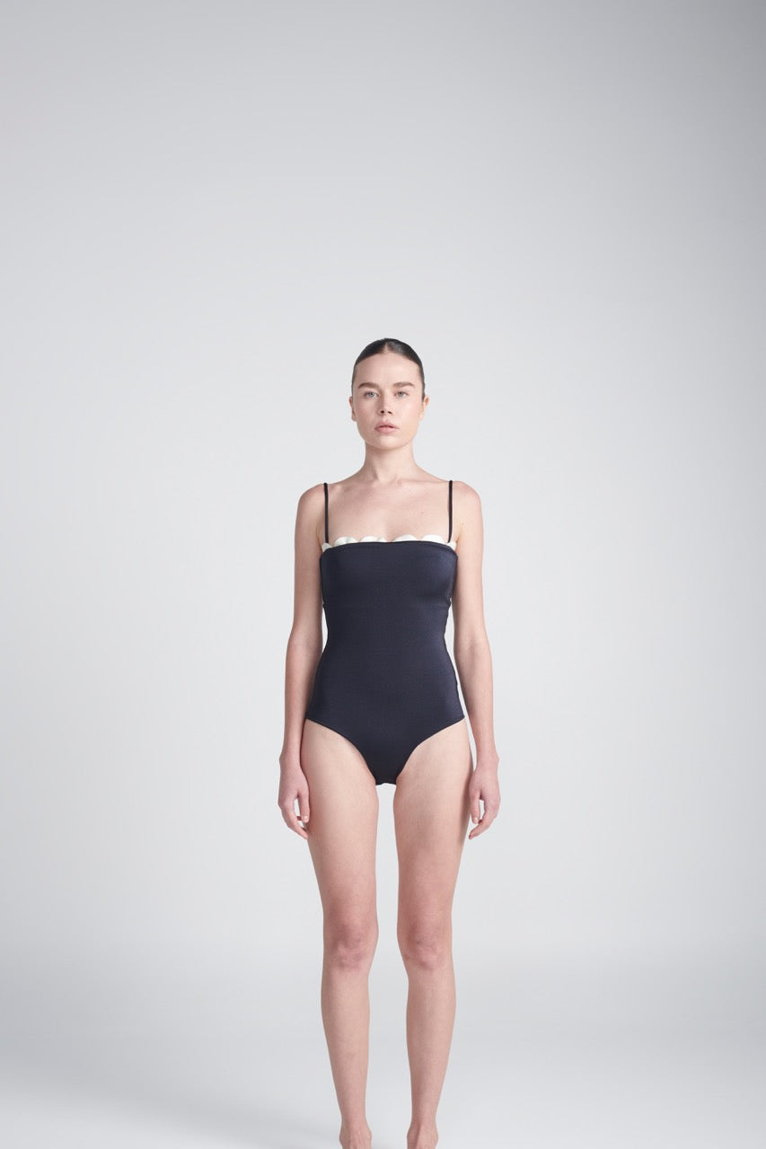 SANDY VEIL ONE PIECE
