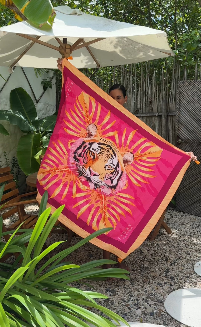 FUCSIA TIGER SARONG