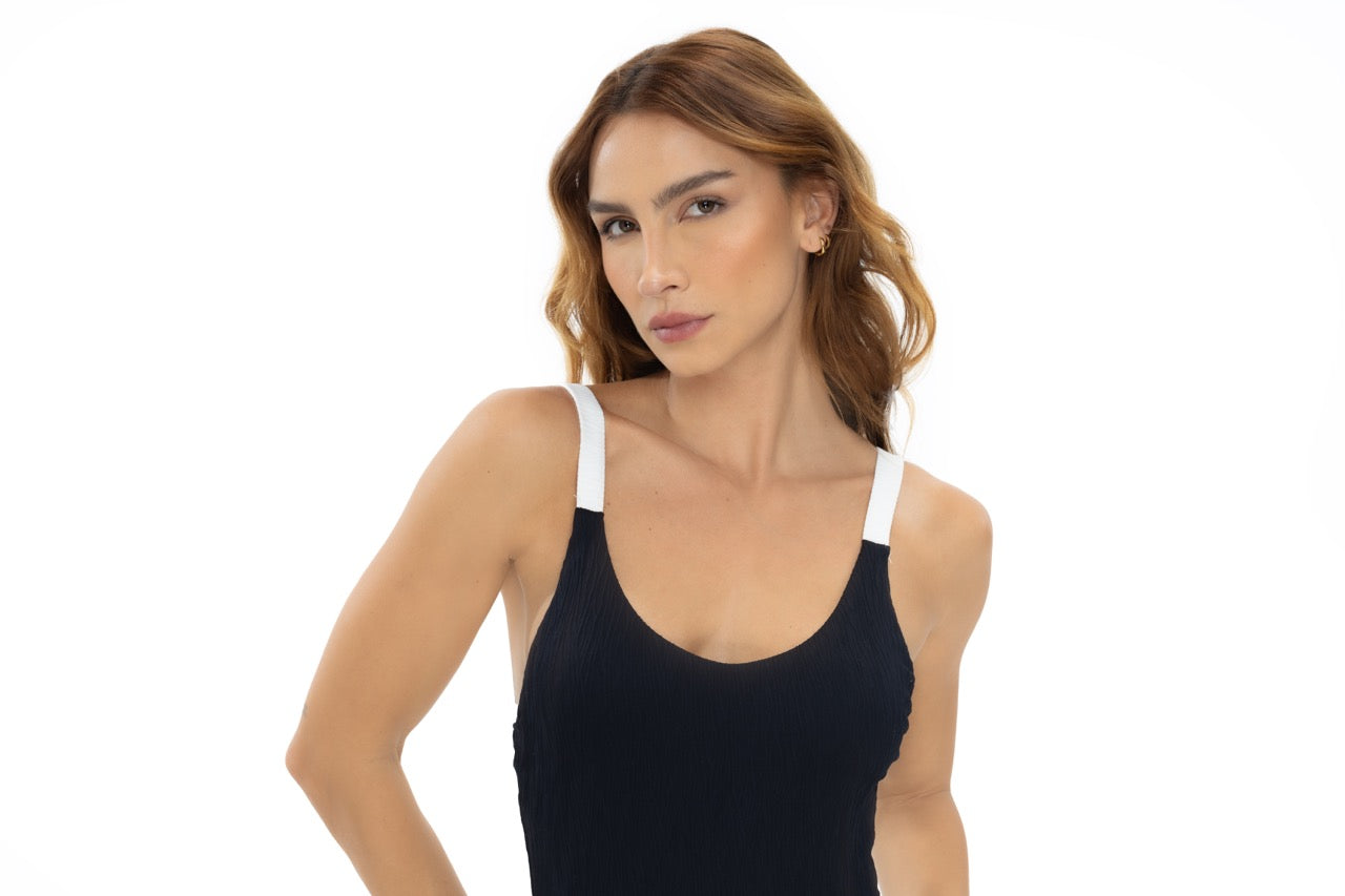 VENECIA ONE PIECE