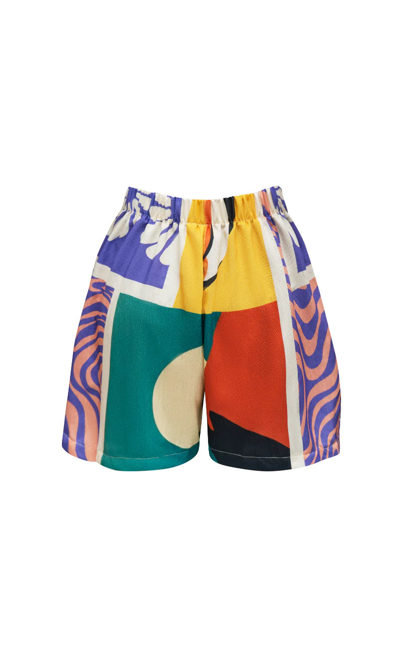 PIA SHORT